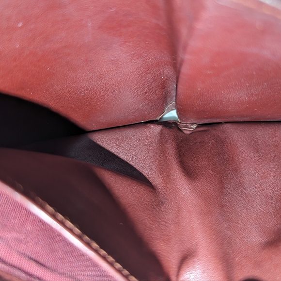 Cartier Bi-fold Wallet Mast Line Bordeaux Red Leather EUC - Picture 8 of 11